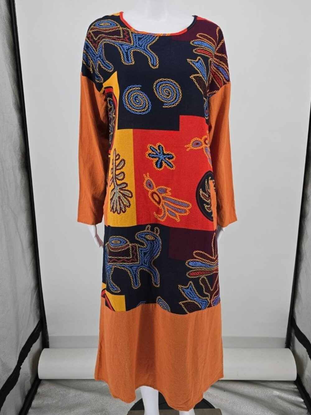 Gracila Navy/Red/Gold Folk Art Patchwork Print Cotton Boho Midi Dress (Medium)